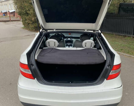 Белый Мерседес ЦЛЦ-класс, объемом двигателя 1.8 л и пробегом 172 тыс. км за 6950 $, фото 10 на Automoto.ua