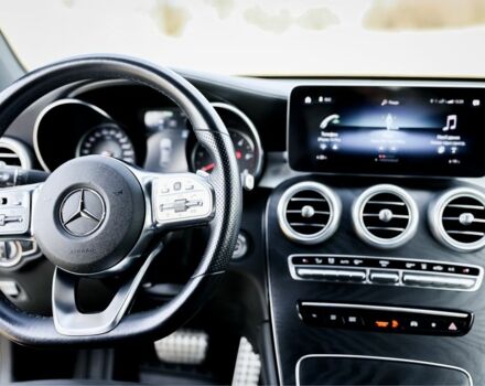 Білий Мерседес ЦЛЦ-клас, об'ємом двигуна 2 л та пробігом 107 тис. км за 50500 $, фото 4 на Automoto.ua