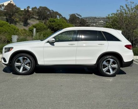 Білий Мерседес ЦЛЦ-клас, об'ємом двигуна 2 л та пробігом 57 тис. км за 8500 $, фото 3 на Automoto.ua