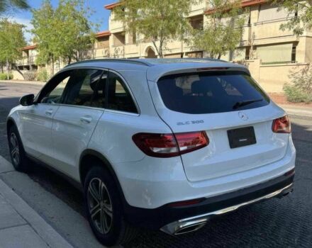 Белый Мерседес ЦЛЦ-класс, объемом двигателя 2 л и пробегом 64 тыс. км за 2400 $, фото 3 на Automoto.ua