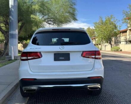 Белый Мерседес ЦЛЦ-класс, объемом двигателя 2 л и пробегом 64 тыс. км за 2400 $, фото 4 на Automoto.ua