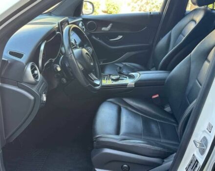 Белый Мерседес ЦЛЦ-класс, объемом двигателя 2 л и пробегом 64 тыс. км за 2400 $, фото 7 на Automoto.ua