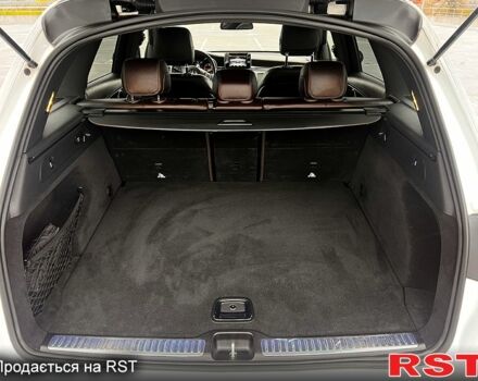 Белый Мерседес ЦЛЦ-класс, объемом двигателя 2.2 л и пробегом 33 тыс. км за 39000 $, фото 4 на Automoto.ua