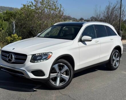 Білий Мерседес ЦЛЦ-клас, об'ємом двигуна 2 л та пробігом 57 тис. км за 8500 $, фото 2 на Automoto.ua