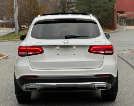 Белый Мерседес ЦЛЦ-класс, объемом двигателя 2 л и пробегом 35 тыс. км за 18000 $, фото 3 на Automoto.ua