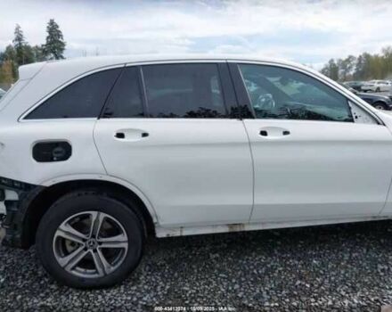 Белый Мерседес ЦЛЦ-класс, объемом двигателя 2 л и пробегом 87 тыс. км за 7000 $, фото 5 на Automoto.ua