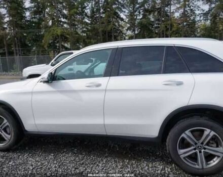 Белый Мерседес ЦЛЦ-класс, объемом двигателя 2 л и пробегом 87 тыс. км за 7000 $, фото 14 на Automoto.ua