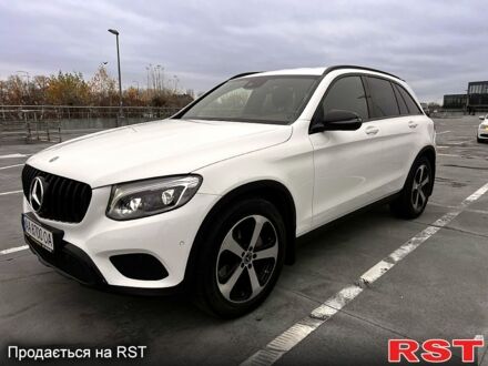 Білий Мерседес ЦЛЦ-клас, об'ємом двигуна 2.2 л та пробігом 33 тис. км за 39000 $, фото 1 на Automoto.ua