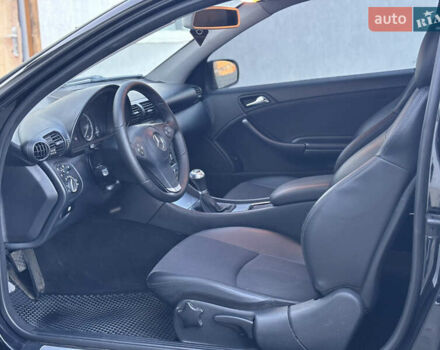 Чорний Мерседес ЦЛЦ-клас, об'ємом двигуна 1.8 л та пробігом 218 тис. км за 8000 $, фото 9 на Automoto.ua