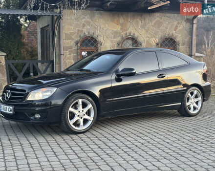 Черный Мерседес ЦЛЦ-класс, объемом двигателя 1.8 л и пробегом 220 тыс. км за 7999 $, фото 6 на Automoto.ua
