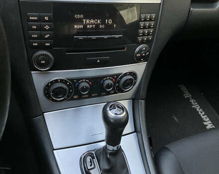 Чорний Мерседес ЦЛЦ-клас, об'ємом двигуна 1.8 л та пробігом 186 тис. км за 10100 $, фото 10 на Automoto.ua