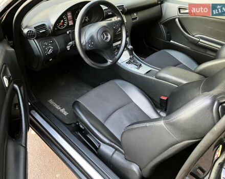 Чорний Мерседес ЦЛЦ-клас, об'ємом двигуна 1.8 л та пробігом 186 тис. км за 10100 $, фото 2 на Automoto.ua