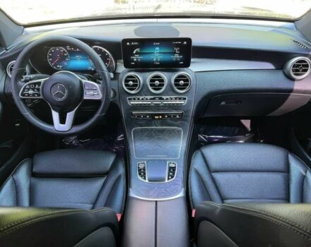 Мерседес ЦЛЦ-клас 2021 у Кривому Розі на Automoto.ua Чорний Мерседес ЦЛЦ-клас, об'ємом двигуна 2 л та пробігом 15 тис. км за 28000 $, фото 7 на Automoto.ua