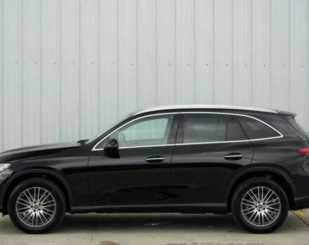 Чорний Мерседес ЦЛЦ-клас, об'ємом двигуна 2 л та пробігом 25 тис. км за 18700 $, фото 4 на Automoto.ua