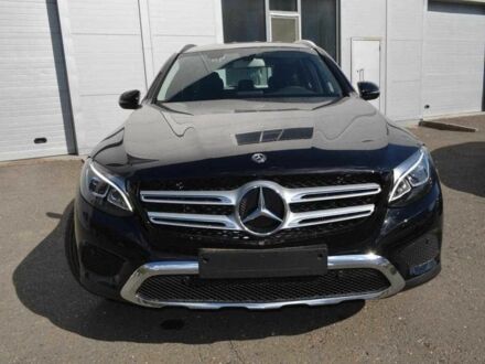 Черный Мерседес ЦЛЦ-класс, объемом двигателя 2 л и пробегом 88 тыс. км за 20000 $, фото 1 на Automoto.ua