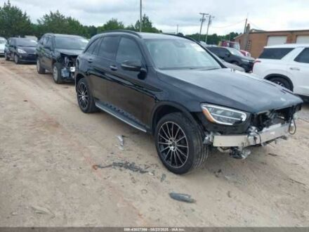 Черный Мерседес ЦЛЦ-класс, объемом двигателя 2 л и пробегом 35 тыс. км за 12900 $, фото 1 на Automoto.ua