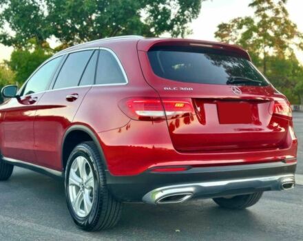 Мерседес ЦЛЦ-клас 2018 у Івано-Франківську на Automoto.ua Червоний Мерседес ЦЛЦ-клас, об'ємом двигуна 2 л та пробігом 37 тис. км за 17600 $, фото 5 на Automoto.ua