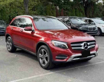 Червоний Мерседес ЦЛЦ-клас, об'ємом двигуна 2 л та пробігом 45 тис. км за 17600 $, фото 1 на Automoto.ua