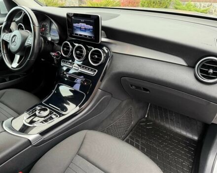 Серый Мерседес ЦЛЦ-класс, объемом двигателя 2.1 л и пробегом 243 тыс. км за 24500 $, фото 21 на Automoto.ua