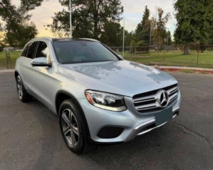 Серый Мерседес ЦЛЦ-класс, объемом двигателя 2 л и пробегом 32 тыс. км за 8700 $, фото 2 на Automoto.ua