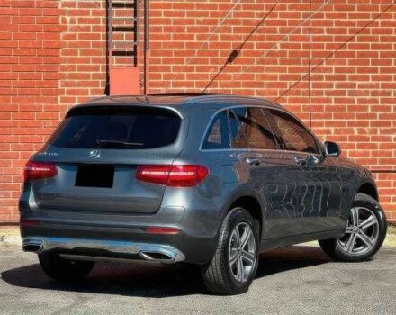 Серый Мерседес ЦЛЦ-класс, объемом двигателя 2 л и пробегом 89 тыс. км за 10000 $, фото 4 на Automoto.ua