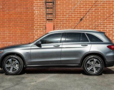 Серый Мерседес ЦЛЦ-класс, объемом двигателя 2 л и пробегом 41 тыс. км за 9900 $, фото 3 на Automoto.ua