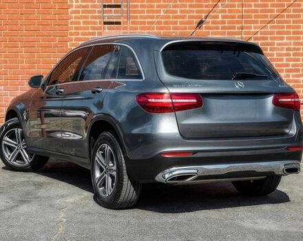 Серый Мерседес ЦЛЦ-класс, объемом двигателя 2 л и пробегом 41 тыс. км за 9900 $, фото 4 на Automoto.ua