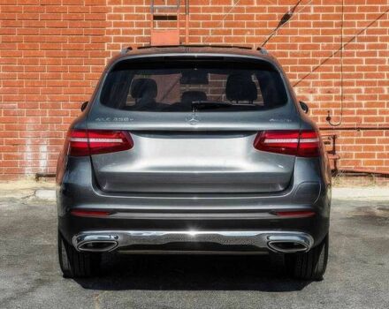 Серый Мерседес ЦЛЦ-класс, объемом двигателя 2 л и пробегом 41 тыс. км за 9900 $, фото 5 на Automoto.ua