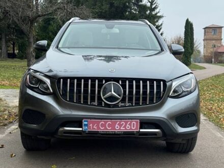 Сірий Мерседес ЦЛЦ-клас, об'ємом двигуна 2 л та пробігом 130 тис. км за 31600 $, фото 1 на Automoto.ua