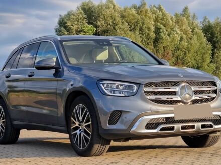 Серый Мерседес ЦЛЦ-класс, объемом двигателя 2 л и пробегом 14 тыс. км за 29000 $, фото 1 на Automoto.ua