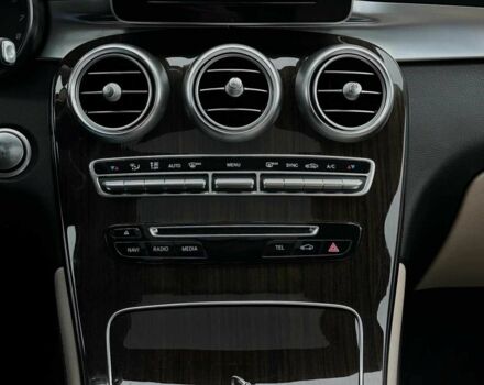 Синій Мерседес ЦЛЦ-клас, об'ємом двигуна 2 л та пробігом 93 тис. км за 26900 $, фото 17 на Automoto.ua