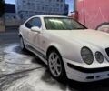 Білий Мерседес ЦЛК-Клас, об'ємом двигуна 2 л та пробігом 268 тис. км за 3200 $, фото 3 на Automoto.ua