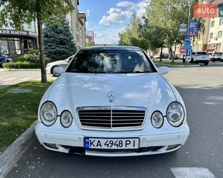 Белый Мерседес ЦЛК-Класс, объемом двигателя 3.2 л и пробегом 217 тыс. км за 3300 $, фото 1 на Automoto.ua