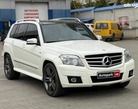 Мерседес ЦЛК-Класс 2008 в Одессе на Automoto.ua Белый Мерседес ЦЛК-Класс, объемом двигателя 3 л и пробегом 290 тыс. км за 12090 $, фото 2 на Automoto.ua