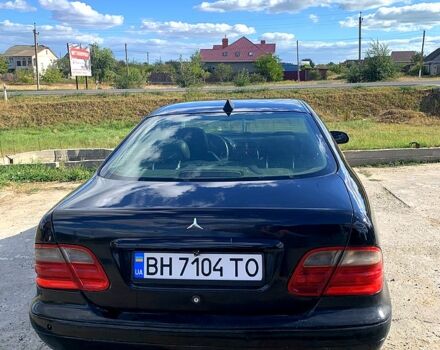 Чорний Мерседес ЦЛК-Клас, об'ємом двигуна 3.2 л та пробігом 167 тис. км за 4000 $, фото 11 на Automoto.ua