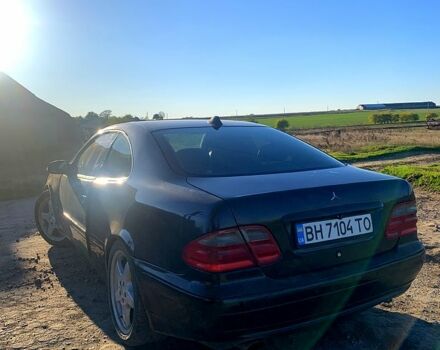 Чорний Мерседес ЦЛК-Клас, об'ємом двигуна 3.2 л та пробігом 167 тис. км за 4000 $, фото 5 на Automoto.ua