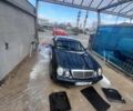 Черный Мерседес ЦЛК-Класс, объемом двигателя 2 л и пробегом 320 тыс. км за 1800 $, фото 1 на Automoto.ua