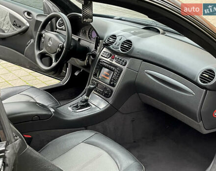 Черный Мерседес ЦЛК-Класс, объемом двигателя 2.7 л и пробегом 315 тыс. км за 7500 $, фото 20 на Automoto.ua
