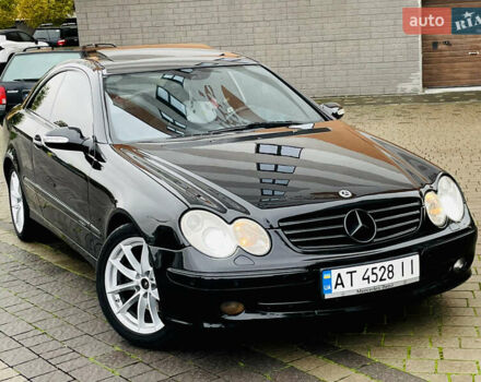 Черный Мерседес ЦЛК-Класс, объемом двигателя 2.7 л и пробегом 315 тыс. км за 7500 $, фото 25 на Automoto.ua