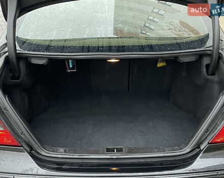 Черный Мерседес ЦЛК-Класс, объемом двигателя 2.7 л и пробегом 315 тыс. км за 7500 $, фото 38 на Automoto.ua