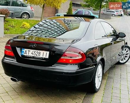 Черный Мерседес ЦЛК-Класс, объемом двигателя 2.7 л и пробегом 315 тыс. км за 7500 $, фото 4 на Automoto.ua