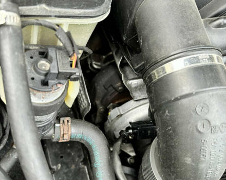 Черный Мерседес ЦЛК-Класс, объемом двигателя 2.7 л и пробегом 330 тыс. км за 7500 $, фото 17 на Automoto.ua