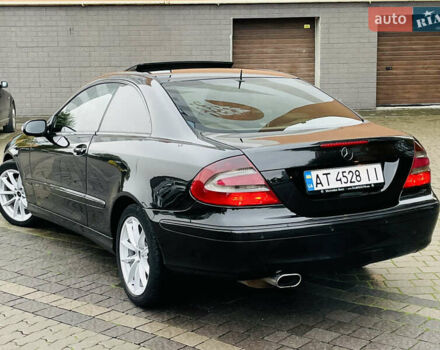 Черный Мерседес ЦЛК-Класс, объемом двигателя 2.7 л и пробегом 315 тыс. км за 7500 $, фото 36 на Automoto.ua