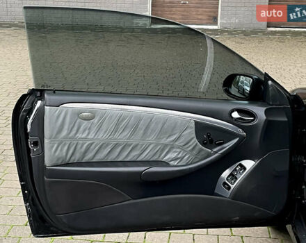 Черный Мерседес ЦЛК-Класс, объемом двигателя 2.7 л и пробегом 315 тыс. км за 7500 $, фото 6 на Automoto.ua