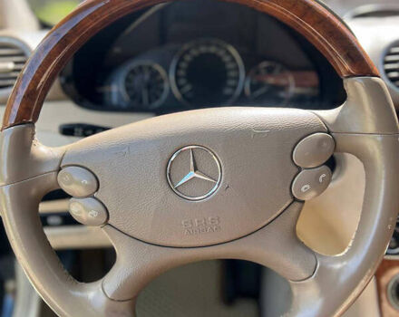 Мерседес ЦЛК-Клас 2005 у Києві на Automoto.ua Чорний Мерседес ЦЛК-Клас, об'ємом двигуна 2.15 л та пробігом 391 тис. км за 6999 $, фото 1 на Automoto.ua