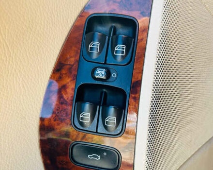 Мерседес ЦЛК-Клас 2005 у Києві на Automoto.ua Чорний Мерседес ЦЛК-Клас, об'ємом двигуна 2.15 л та пробігом 391 тис. км за 6999 $, фото 3 на Automoto.ua