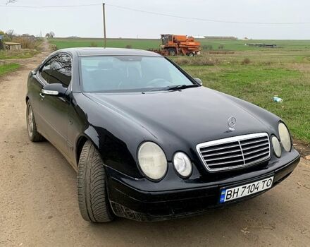 Черный Мерседес ЦЛК-Класс, объемом двигателя 3.2 л и пробегом 167 тыс. км за 4000 $, фото 1 на Automoto.ua