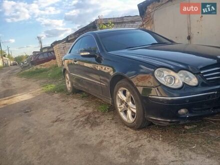 Мерседес ЦЛК-Класс 2003 в Харькове на Automoto.ua Черный Мерседес ЦЛК-Класс, объемом двигателя 2.7 л и пробегом 370 тыс. км за 4950 $, фото 1 на Automoto.ua
