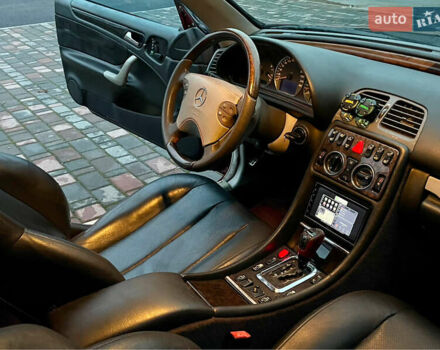 Червоний Мерседес ЦЛК-Клас, об'ємом двигуна 3.2 л та пробігом 216 тис. км за 5500 $, фото 26 на Automoto.ua