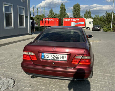 Червоний Мерседес ЦЛК-Клас, об'ємом двигуна 2.3 л та пробігом 330 тис. км за 2600 $, фото 10 на Automoto.ua